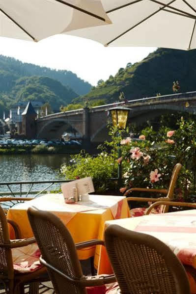 Am Hafen Hotel 3*