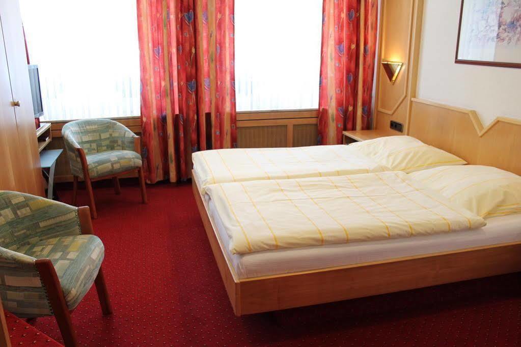 Am Hafen Hotel 3*